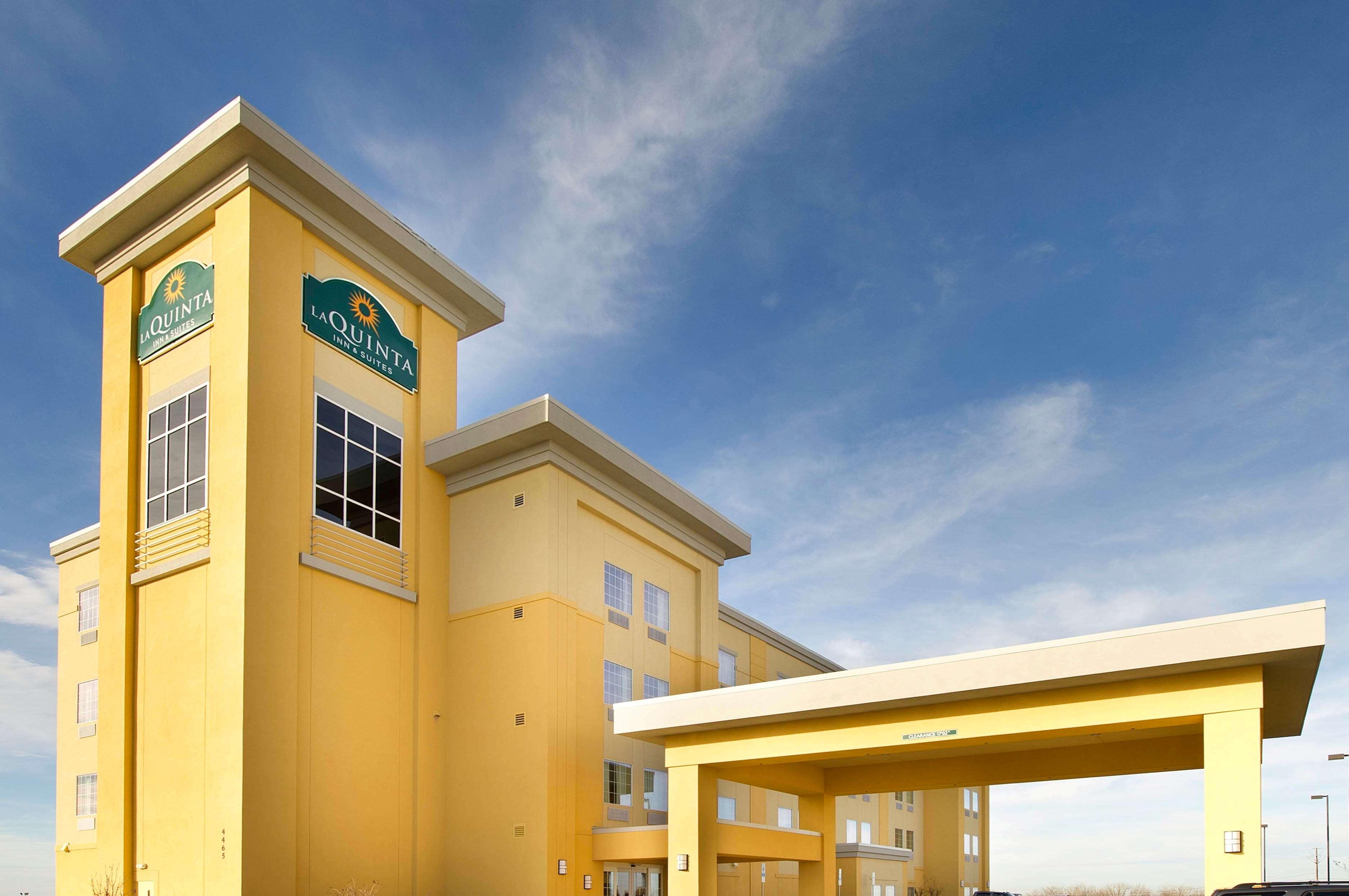 La Quinta By Wyndham Denton - University Drive Exterior photo
